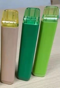 Lightweight Disposable 7ml Tank Vape E Cigarette Vaporizer 2000 Hits Strawberry Kiwi